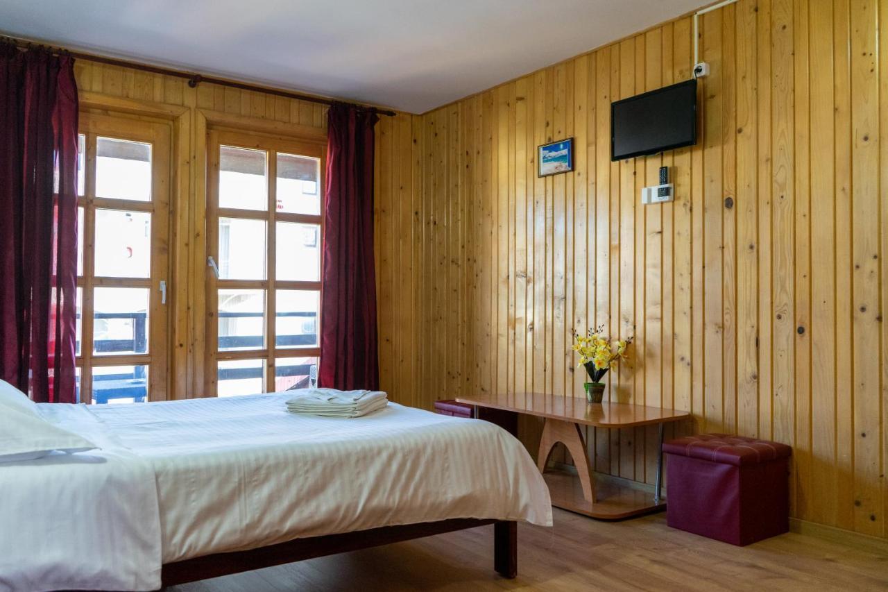 Casa Karol Hotel Vama Veche Ngoại thất bức ảnh